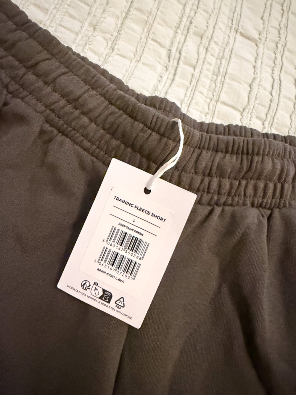 NWT Gymshark Training Fleece Short | Deep Olive Green | Drawstring | Size L - Picture 6 of 9
